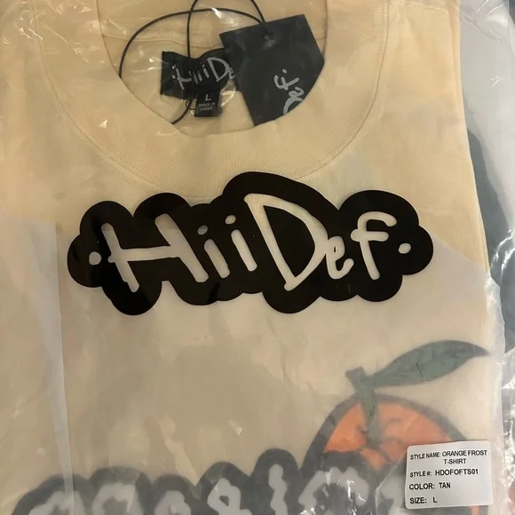 HiiDef Tan Orange Frost Logo
T-Shirt - LARGE - Picture 2 of 7